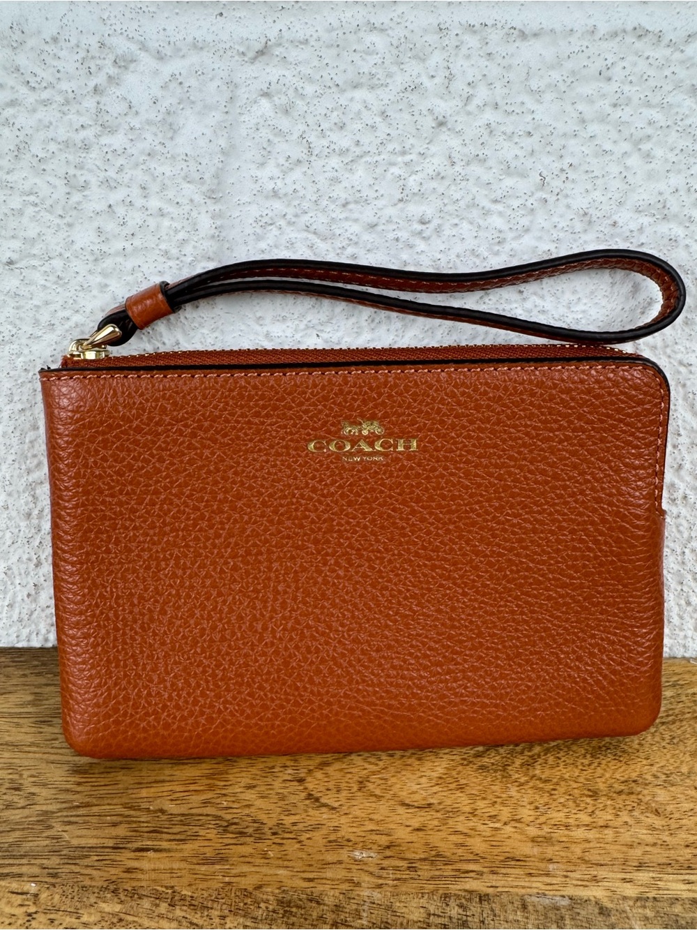 Coach Pebbled Leather Wristlet Clutch Cognac Brown Gold Zip